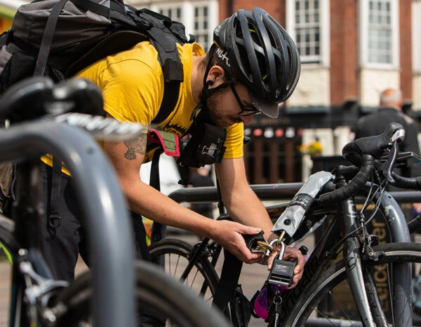 Hiplok Antivol à Chaîne 85cm Gold 2 Hiplok Antivol à Chaîne 85cm Gold – Image 2