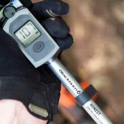 Blackburn HONEST Mini Pompe à Amortisseur Numérique 11 Blackburn HONEST Mini Pompe à Amortisseur Numérique -Vélo Accessoires Magasin Blackburn HONEST Digitale Mini Dampferpumpe 3530 574 f