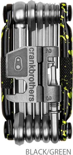 Crankbrothers Multi-17 Multitool Splatter Limited Edition 6 Crankbrothers Multi-17 Multitool Splatter Limited Edition -Vélo Accessoires Magasin CrankBrothers M17 Splatter Limited Edition 16681CB black green