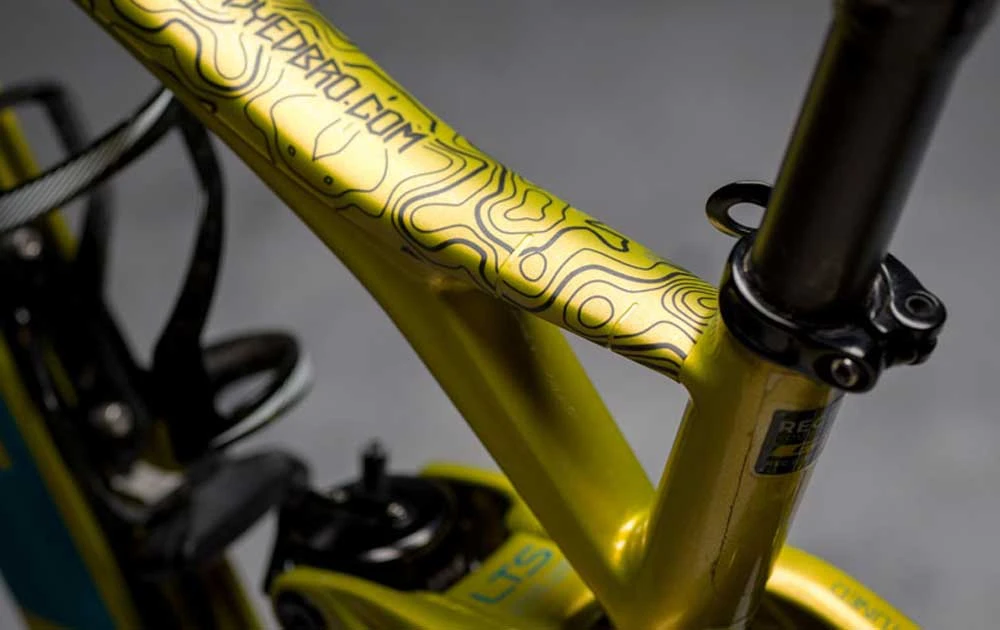 Dyedbro Kit De Protection Du Cadre Enduro World Series 3 Dyedbro Kit De Protection Du Cadre Enduro World Series – Image 3