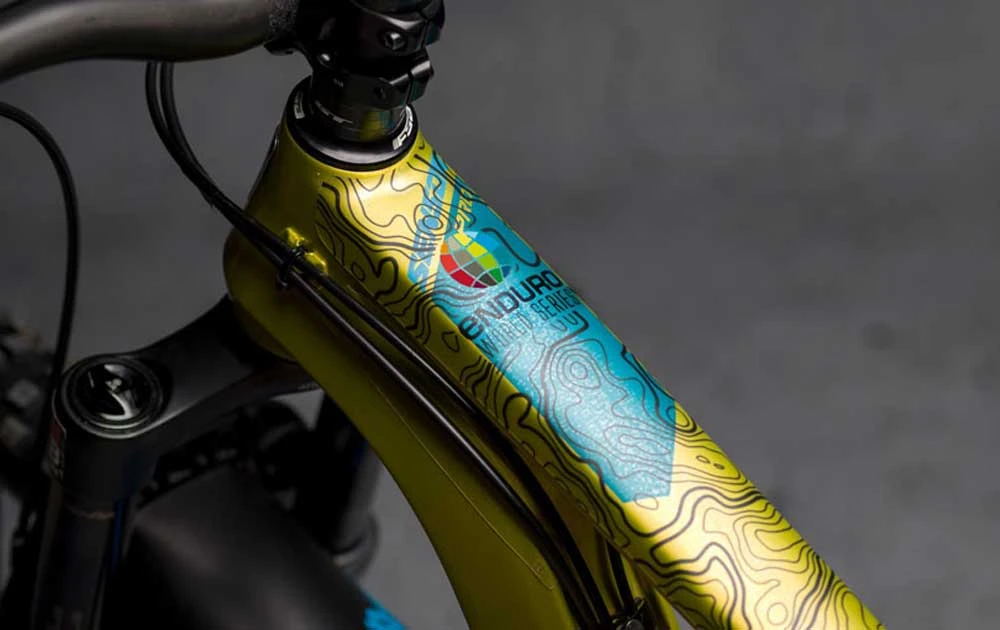 Dyedbro Kit De Protection Du Cadre Enduro World Series 2 Dyedbro Kit De Protection Du Cadre Enduro World Series – Image 2