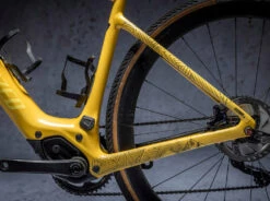 Dyedbro Kit De Protection De Cadre Stay Free Gravel -Vélo Accessoires Magasin Dyedbro Stay Free Gravel Rahmenschutz Kit GB 33317 4