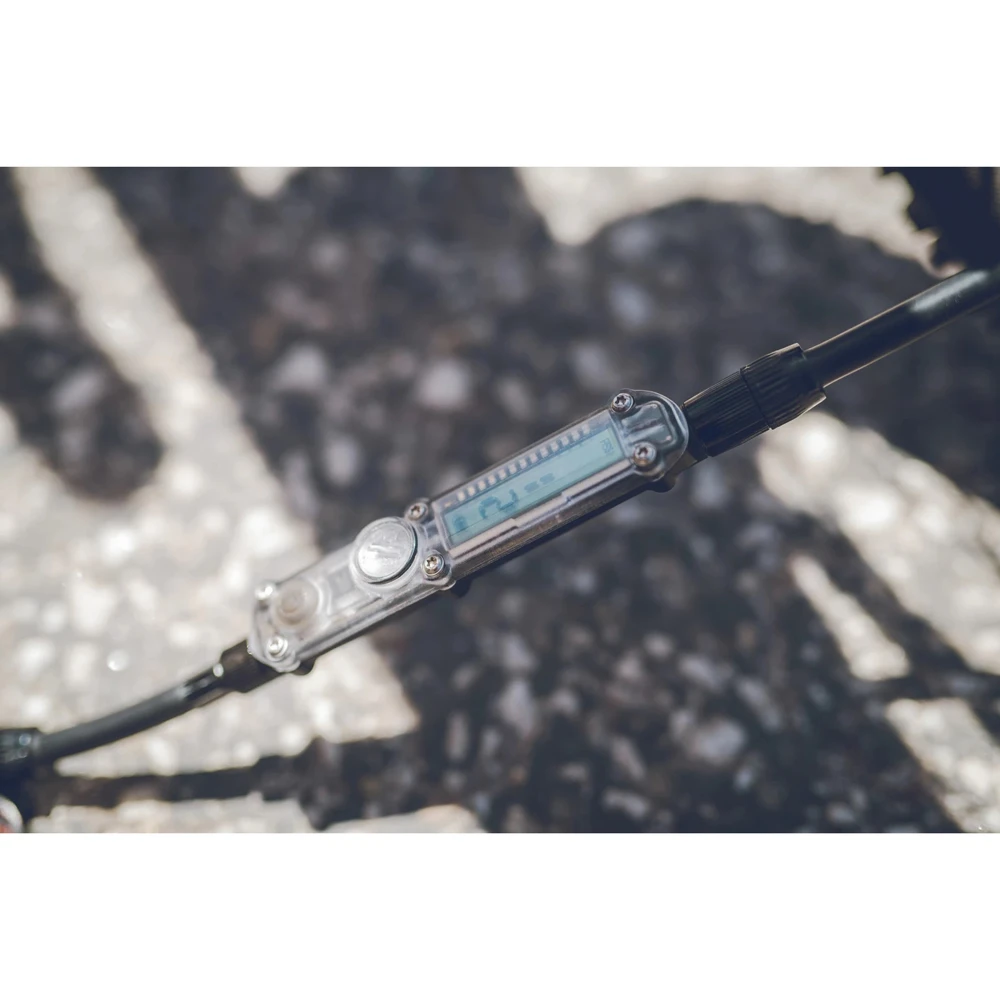 Lezyne Mini Pompe CNC Micro Floor Drive HPG Avec Affichage Numérique De La Pression 4 Lezyne Mini Pompe CNC Micro Floor Drive HPG Avec Affichage Numérique De La Pression – Image 4