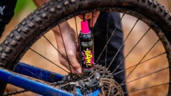 Muc-Off B.A.M ! Mousse De Latex Anti-crevaison 125ml -Vélo Accessoires Magasin Muc Off B A M 20032 3