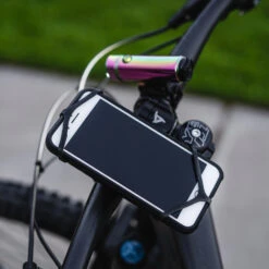 Lezyne Support Pour Smartphone Smart Grip -Vélo Accessoires Magasin TCD01964 1500 1800x1800