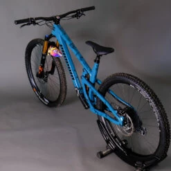 Unscratch Frame Film De Protection Pour Cadre - Alpocalypse-Alpenrose Samerberg Black Glossy -Vélo Accessoires Magasin bp01 f014 g 3 1920x1920